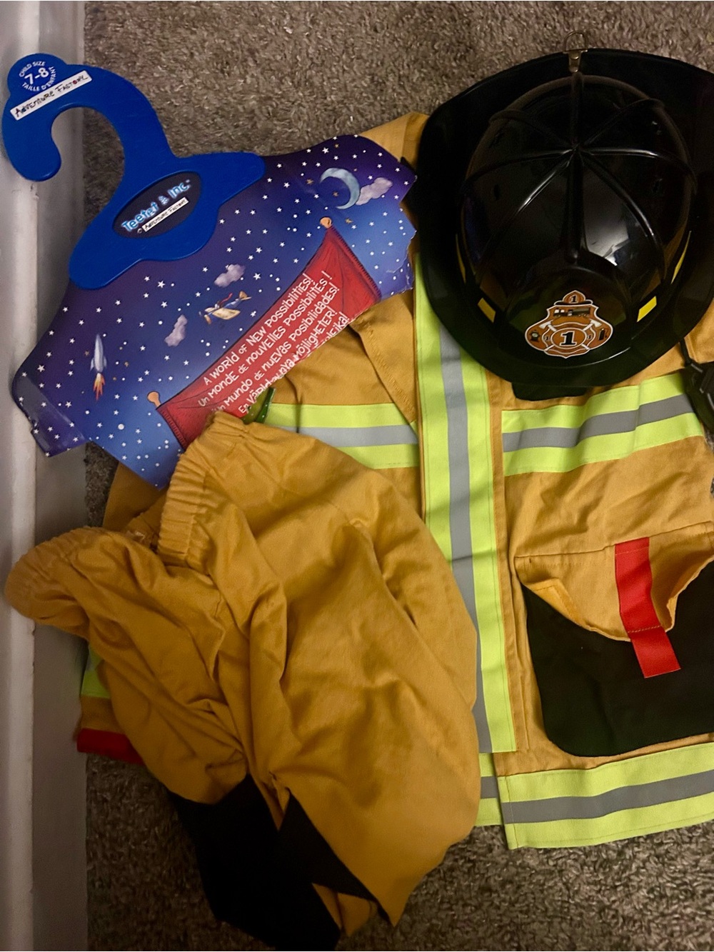 Children's Costco firefighter costume 7/8